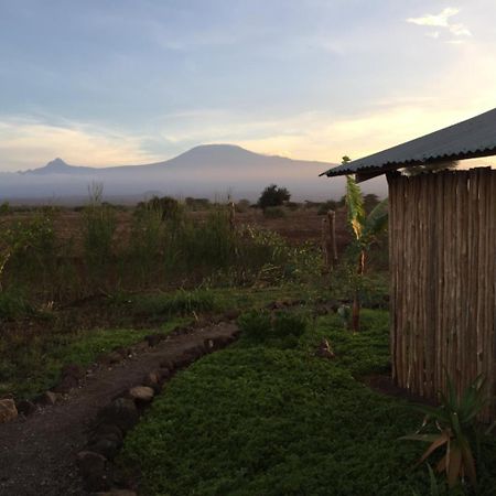 We4Kenya Guesthouses Amboseli Exterior foto